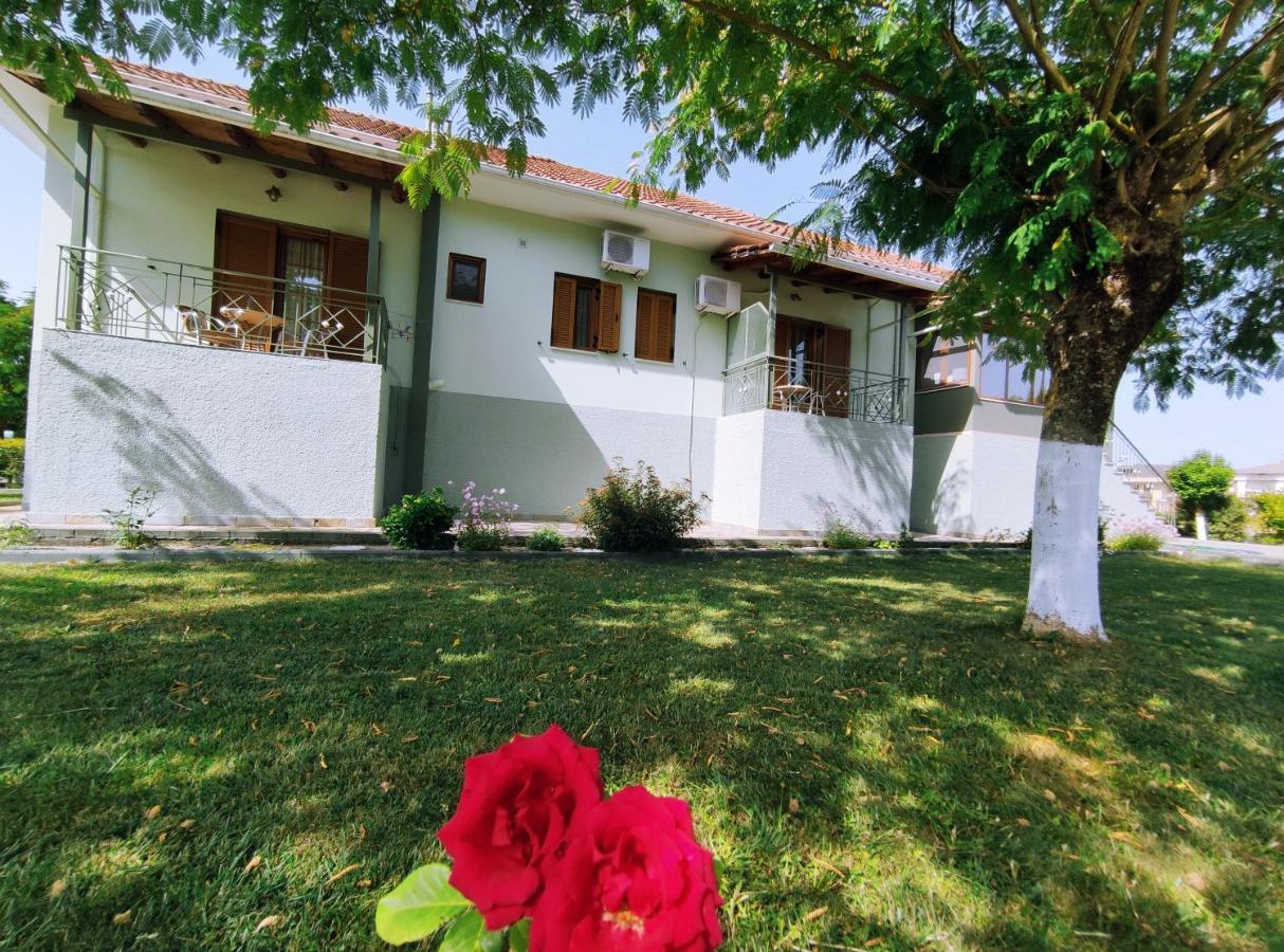 Zisis Garden Studios يانينة المظهر الخارجي الصورة